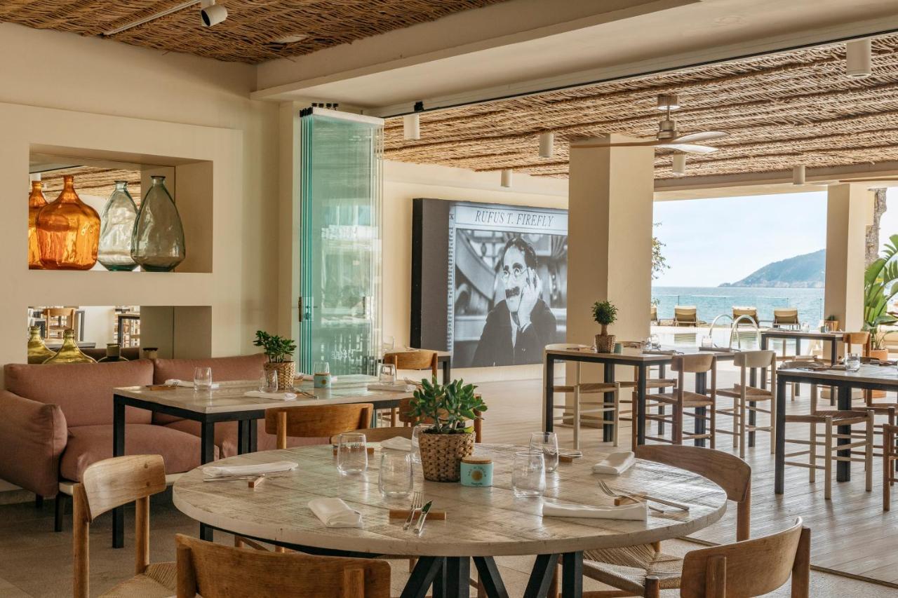 Me Ibiza - The Leading Hotels Of The World Santa Eularia des Riu Esterno foto