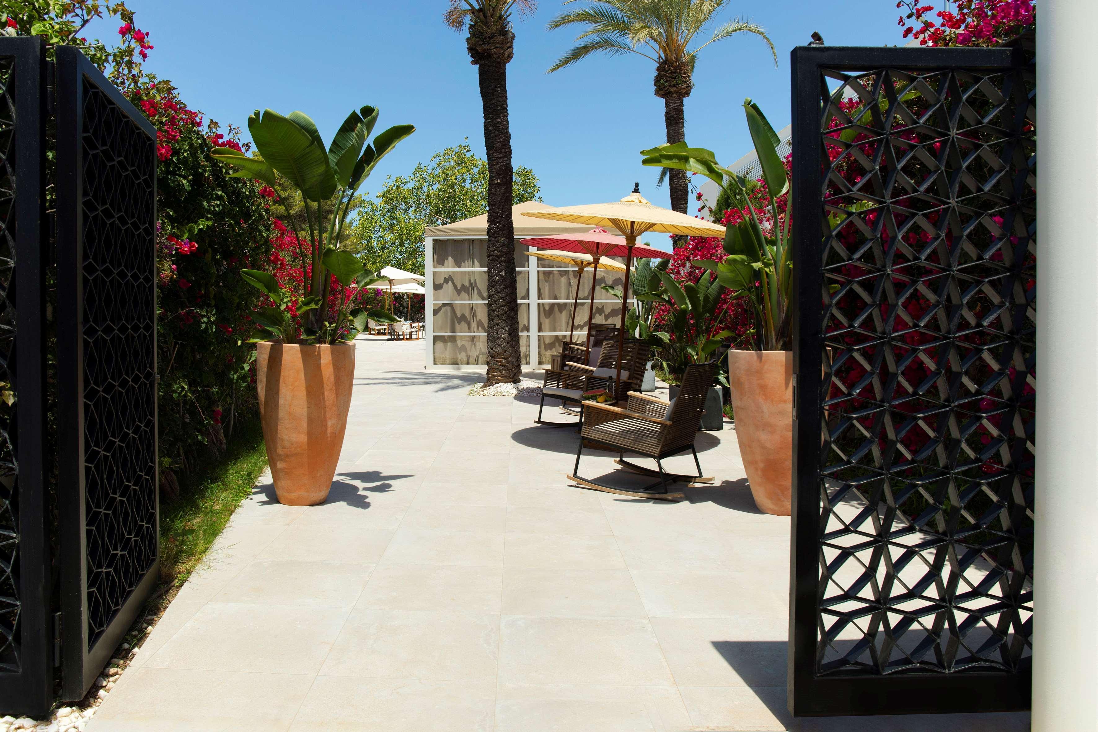 Me Ibiza - The Leading Hotels Of The World Santa Eularia des Riu Esterno foto