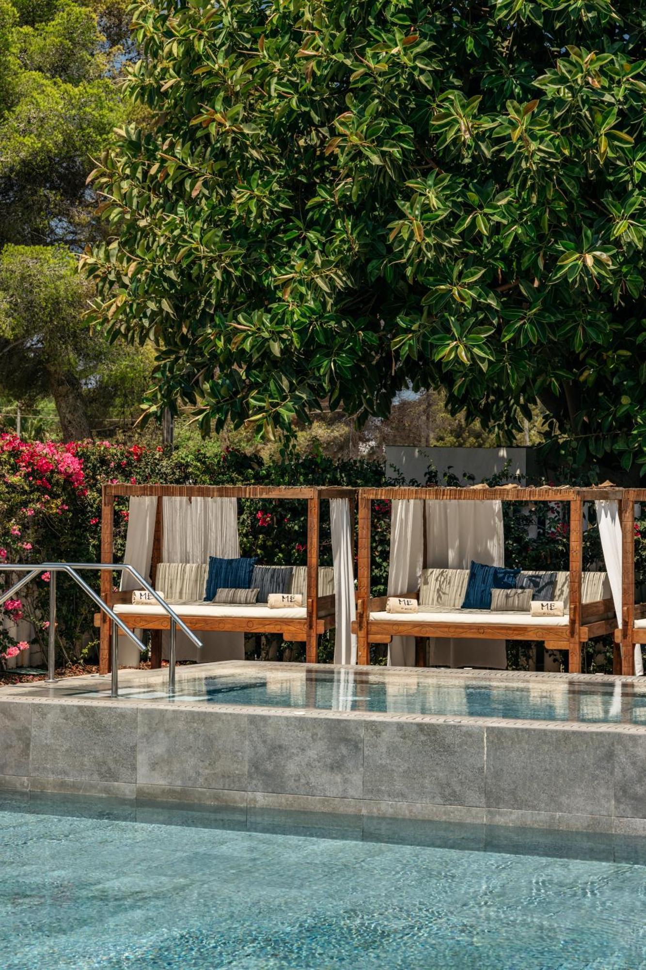Me Ibiza - The Leading Hotels Of The World Santa Eularia des Riu Esterno foto
