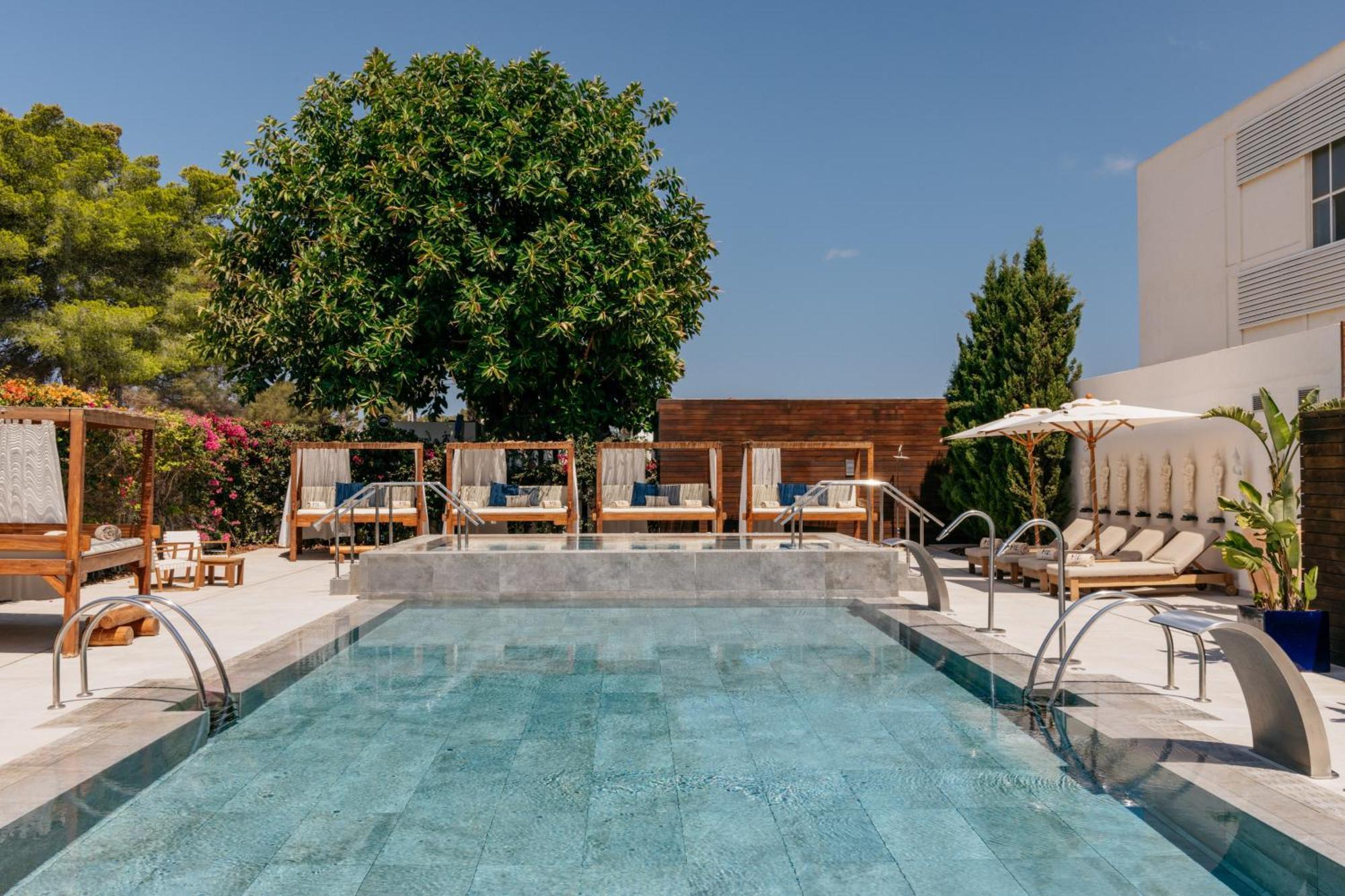 Me Ibiza - The Leading Hotels Of The World Santa Eularia des Riu Esterno foto